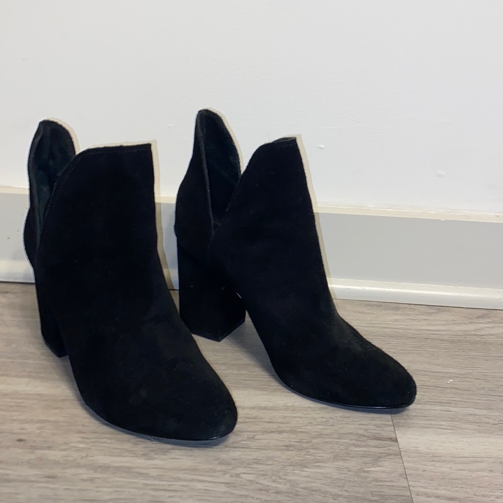 Steve Madden Black Bootie